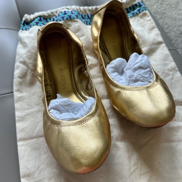 Tory Burch - Eddie Metallic Ballet Flat - Picture 15 of 15